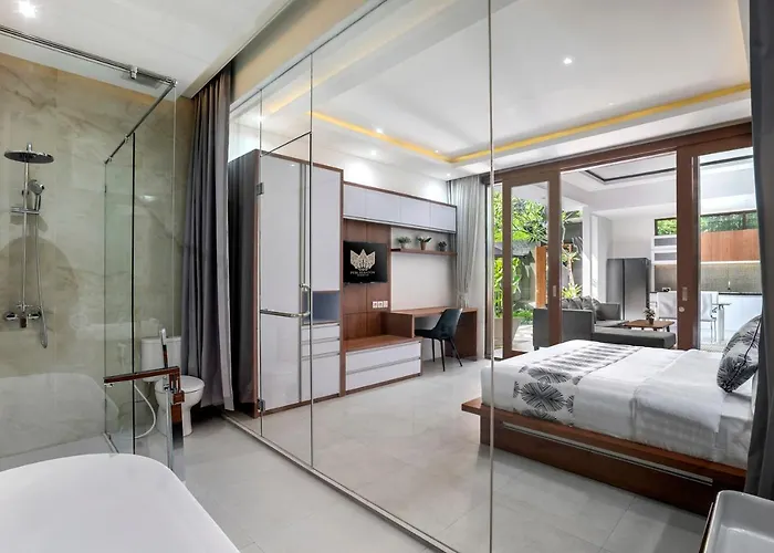 Puri Keraton Seminyak (Bali)