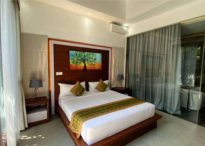 Puri Keraton Seminyak (Bali)